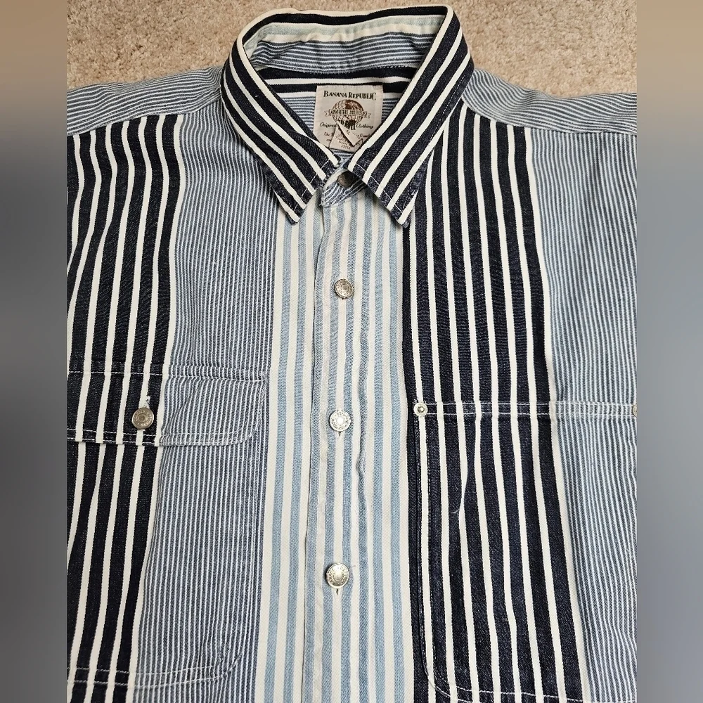 Vintage Banana Republic Safari & Travel Blue Multi Striped Button Down Shirt‎ XL